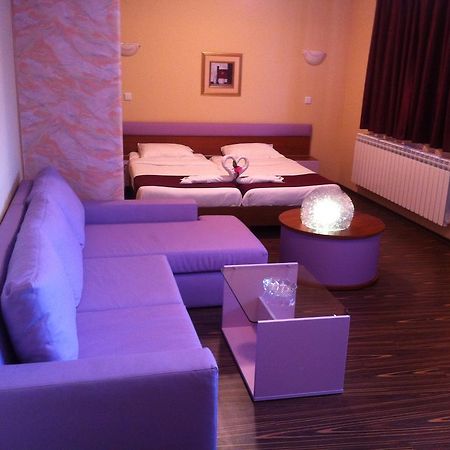 Rusenski Lom Hotel Koshov Eksteriør billede
