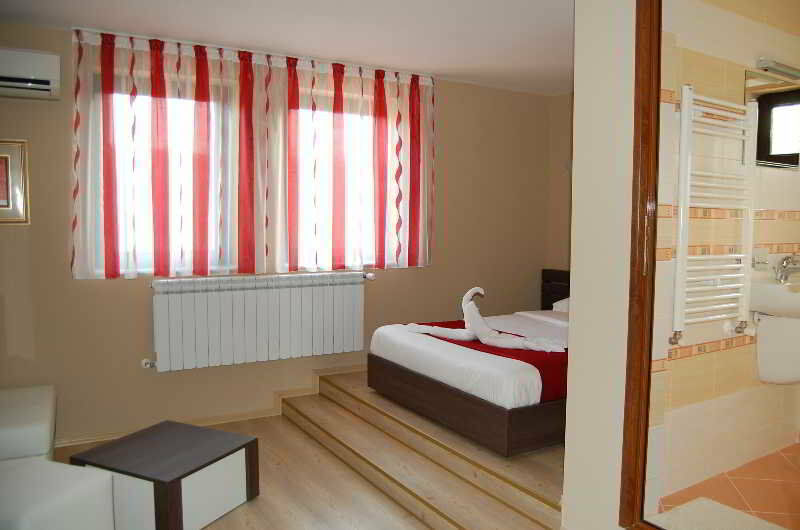Rusenski Lom Hotel Koshov Eksteriør billede